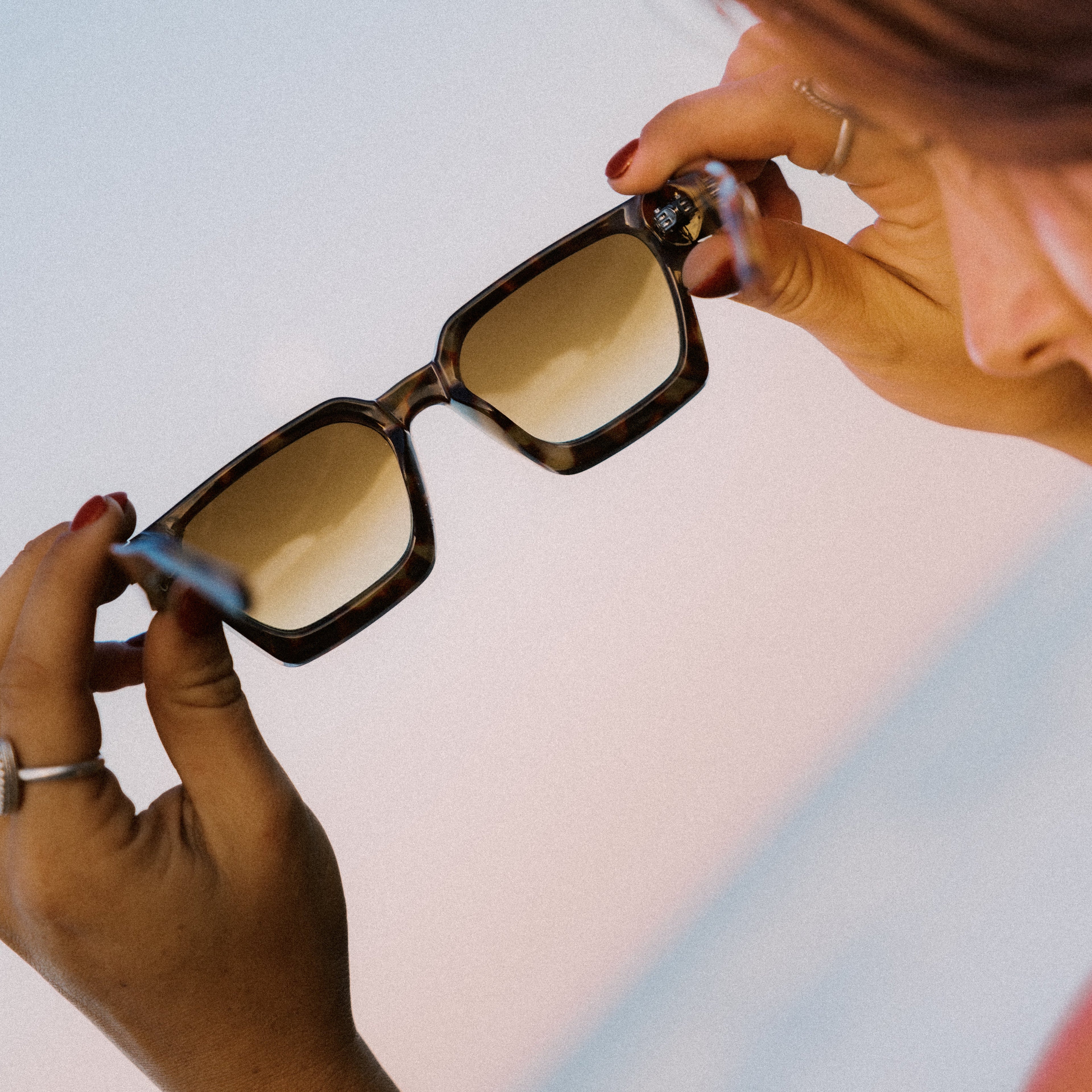 summerbrons. sunnies